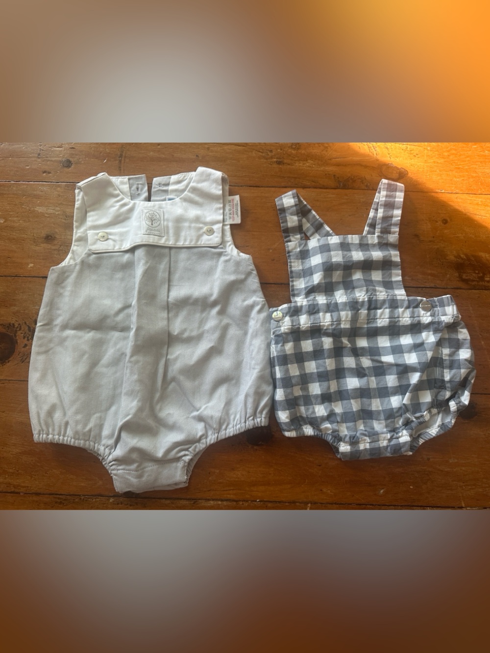 Jacadi Cream Solid Romper & Gray Gingham Overall Set